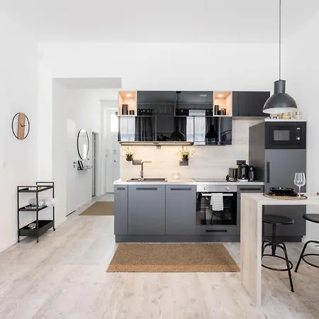 Appartement Two-bedroom Next To Music Academy Boedapest
