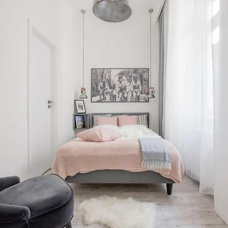 Lejlighed Two-bedroom Next To Music Academy