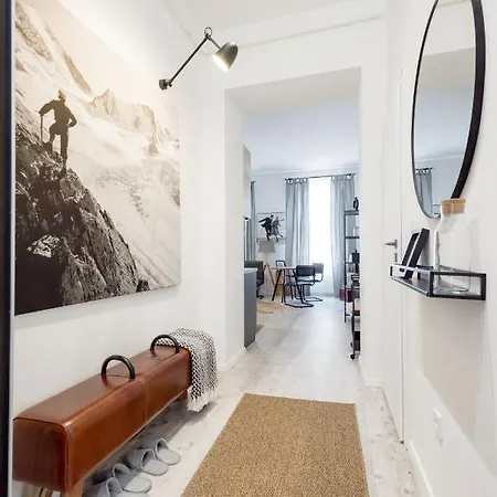 Two-bedroom Next To Music Academy Apartment *