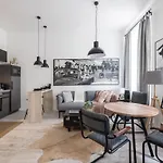 Apartman Two-bedroom Next To Music Academy *